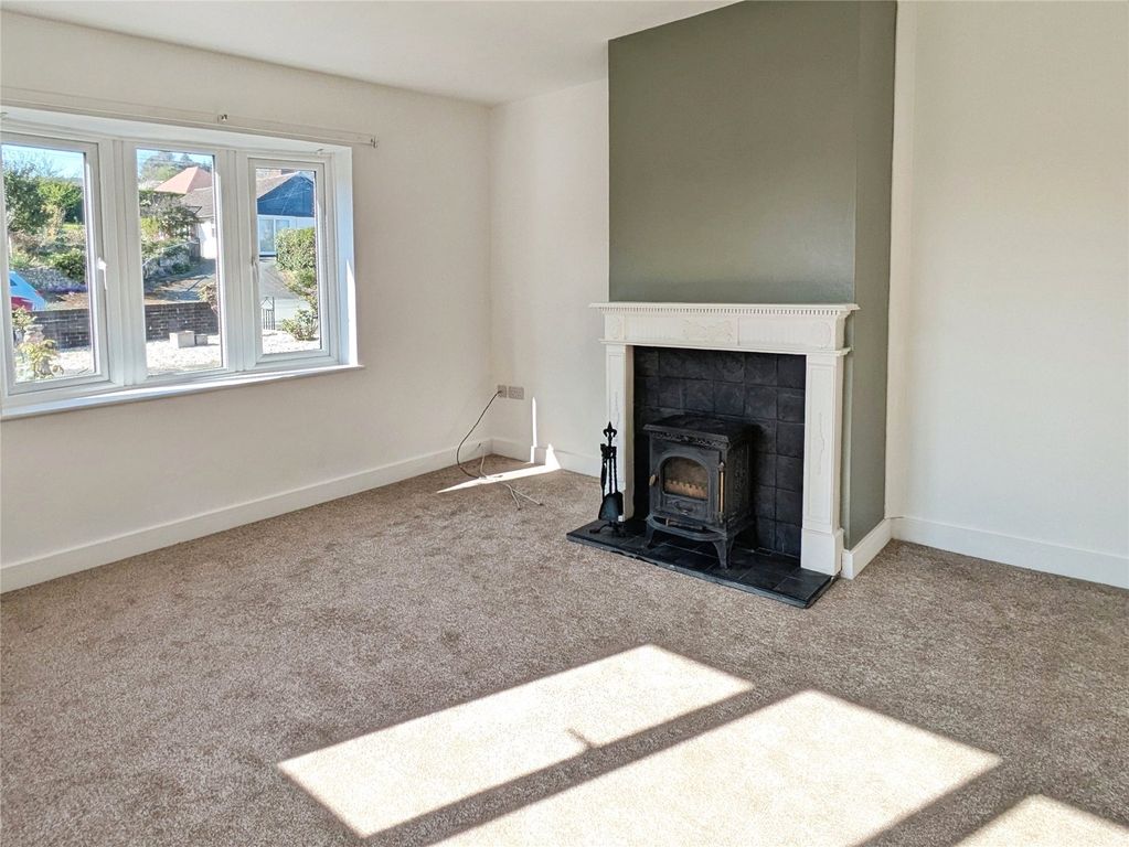 Property photo 3 of 15 Living Room