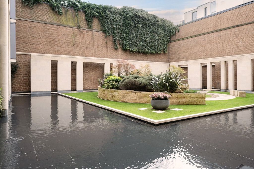 Property photo 3 of 9 Picture No. 02