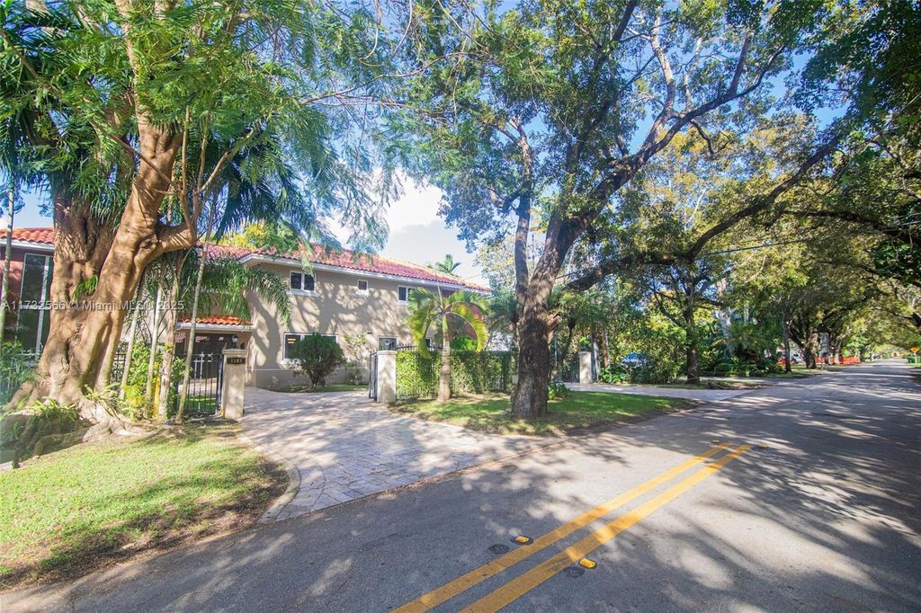 Property photo 1 of 38