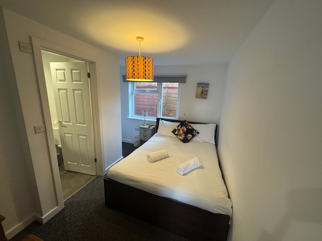 Property photo 1 of 4