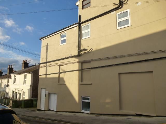 Property photo 1 of 6 Exterior