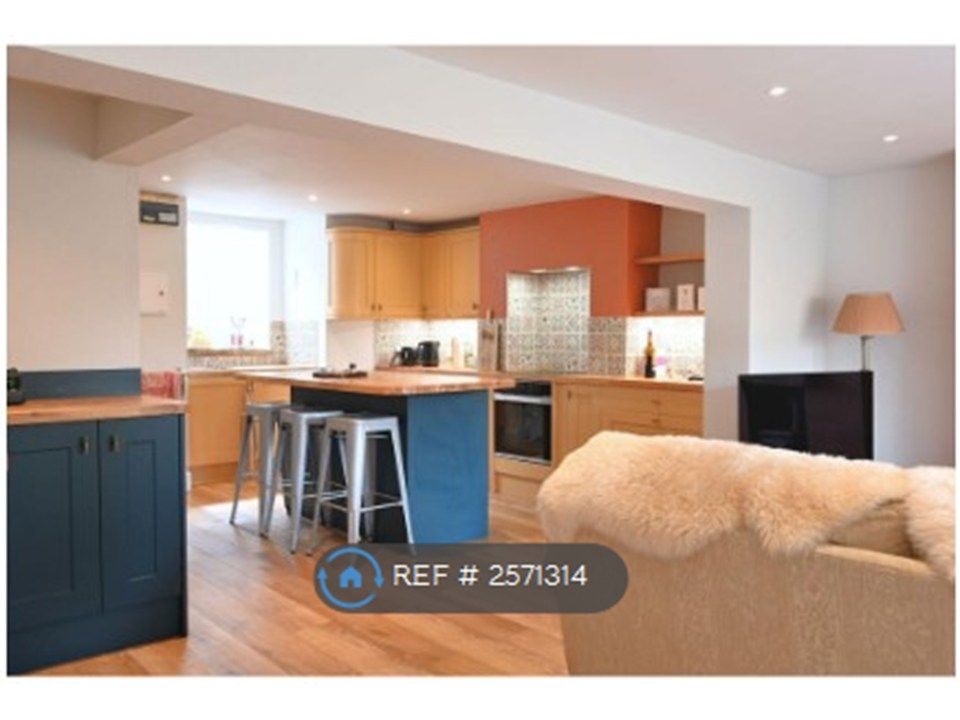Property photo 2 of 3 Kitchen/Diner