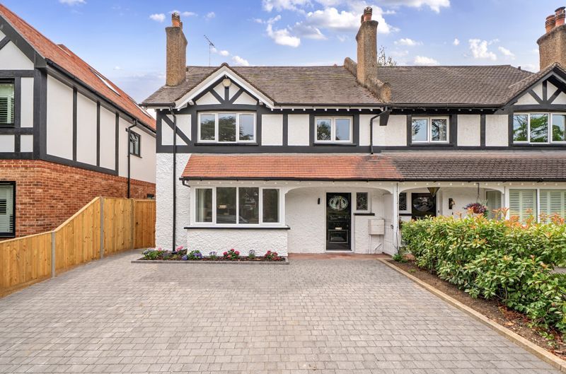 Property photo 1 of 17 Photo 5