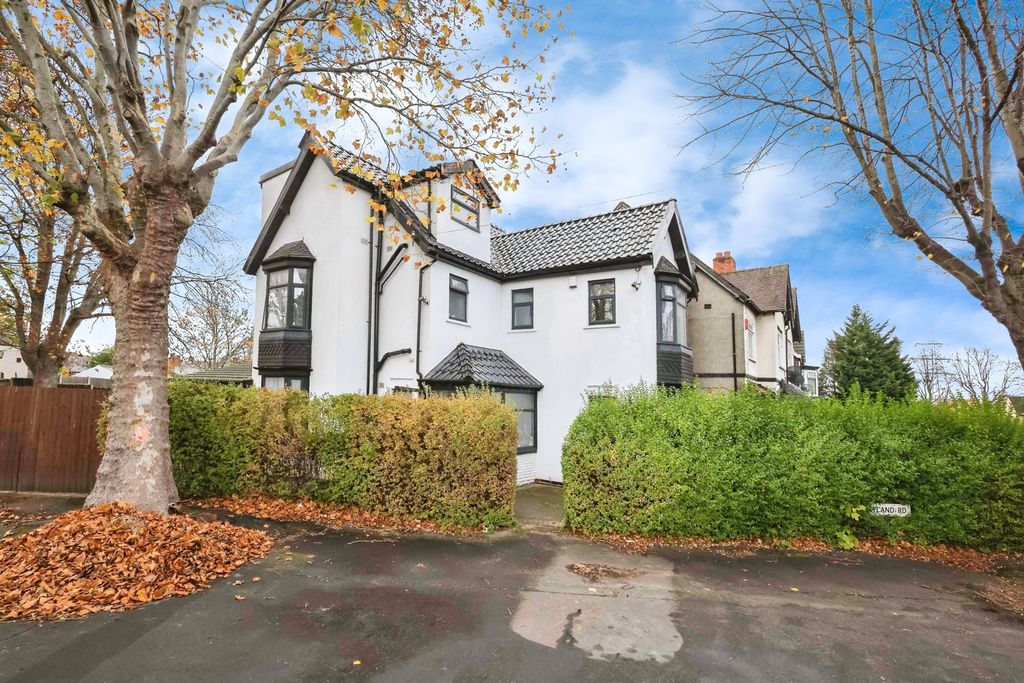 Property photo 1 of 17 Photo