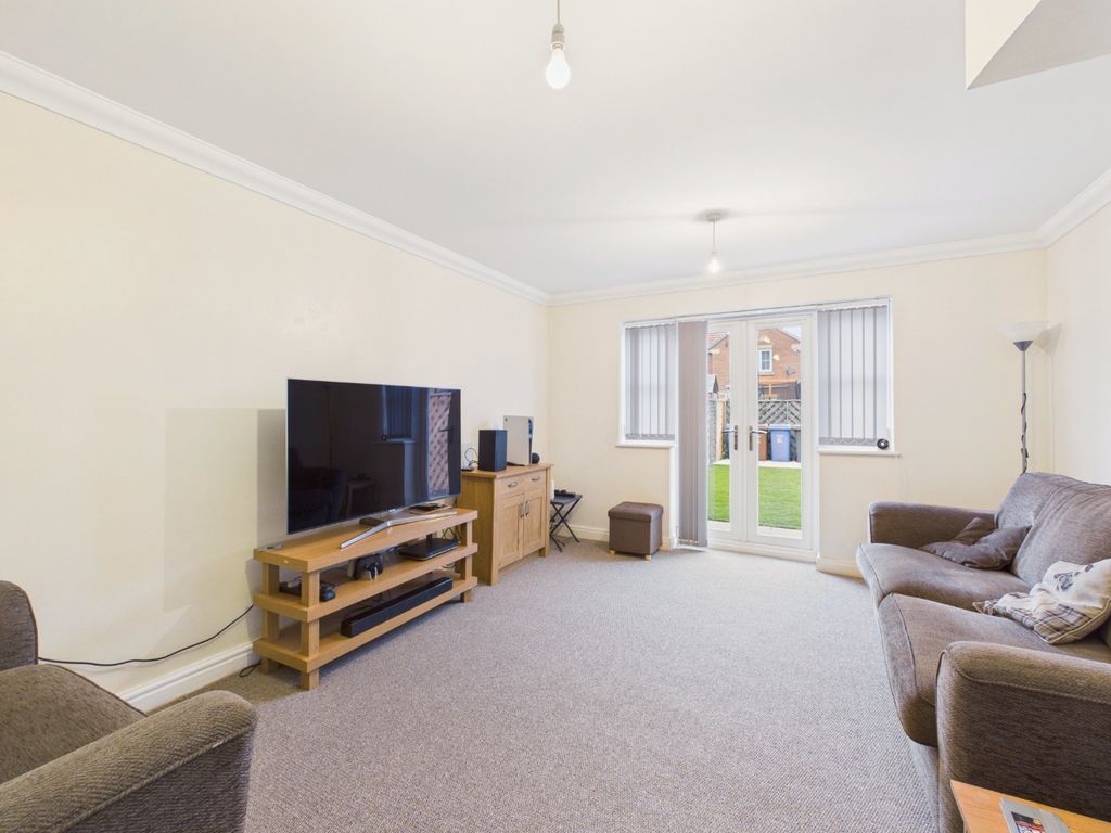 Property photo 3 of 12 5502678