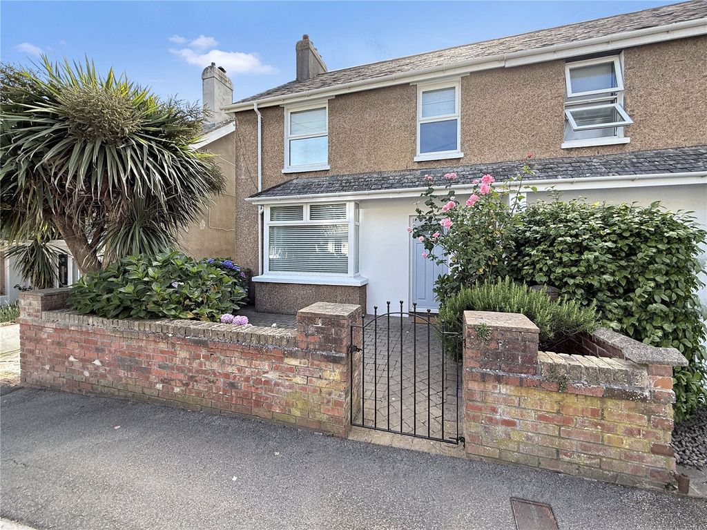 Property photo 1 of 12 Picture No. 01