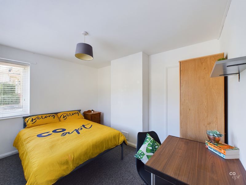 Property photo 1 of 12 Bedroom 1