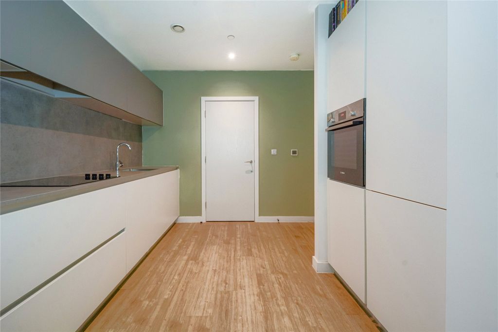 Property photo 2 of 11 Picture No. 07