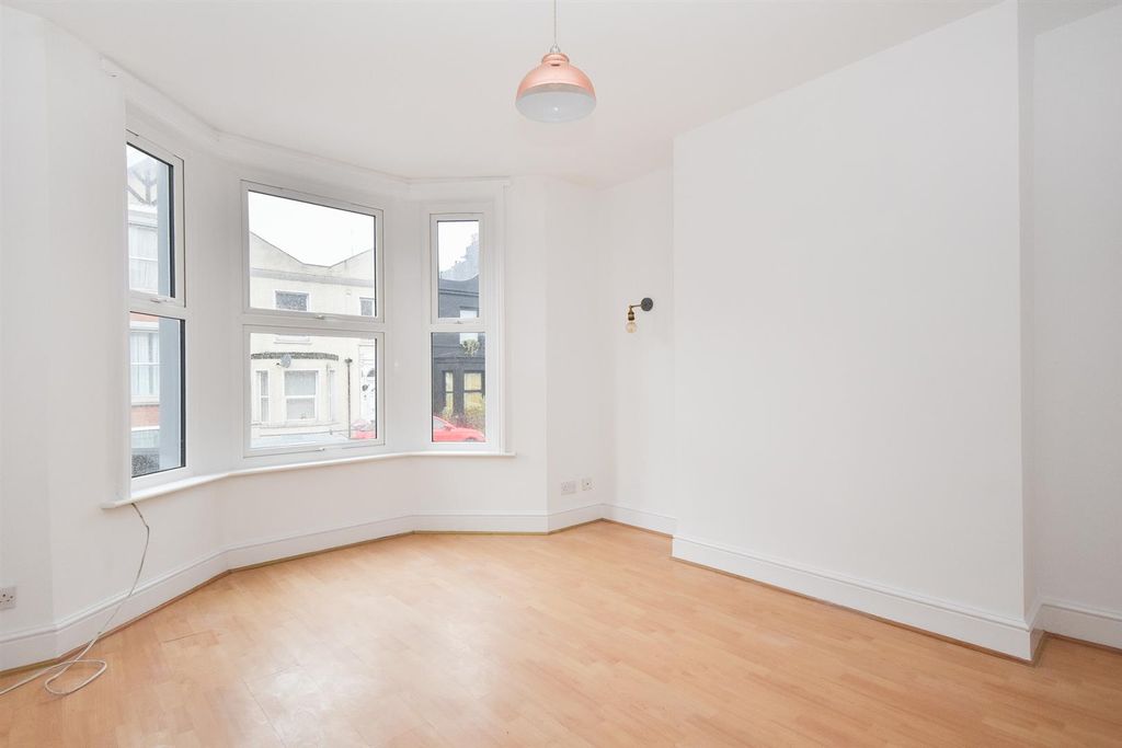 Property photo 2 of 15 Living Room