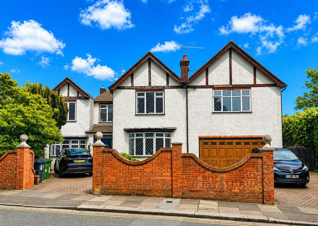 Property photo 1 of 21 1.Png