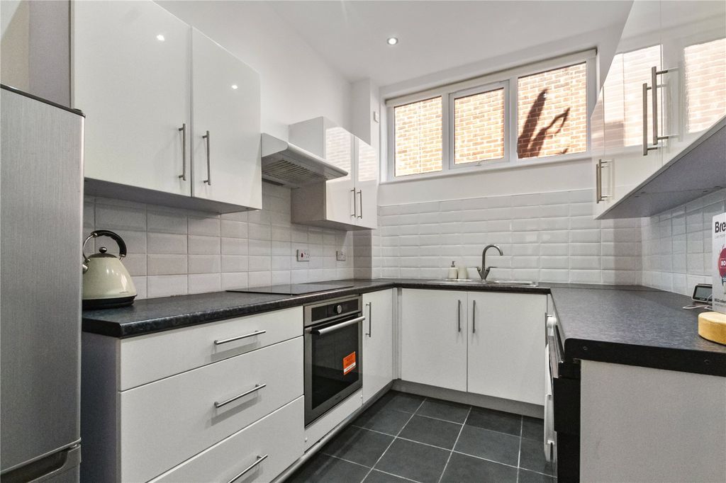 Property photo 2 of 9 Picture No. 06