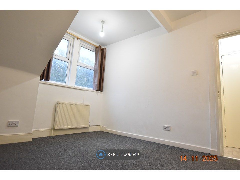 Property photo 2 of 4