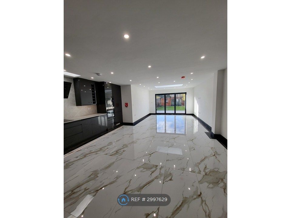 Property photo 3 of 35 Dinning