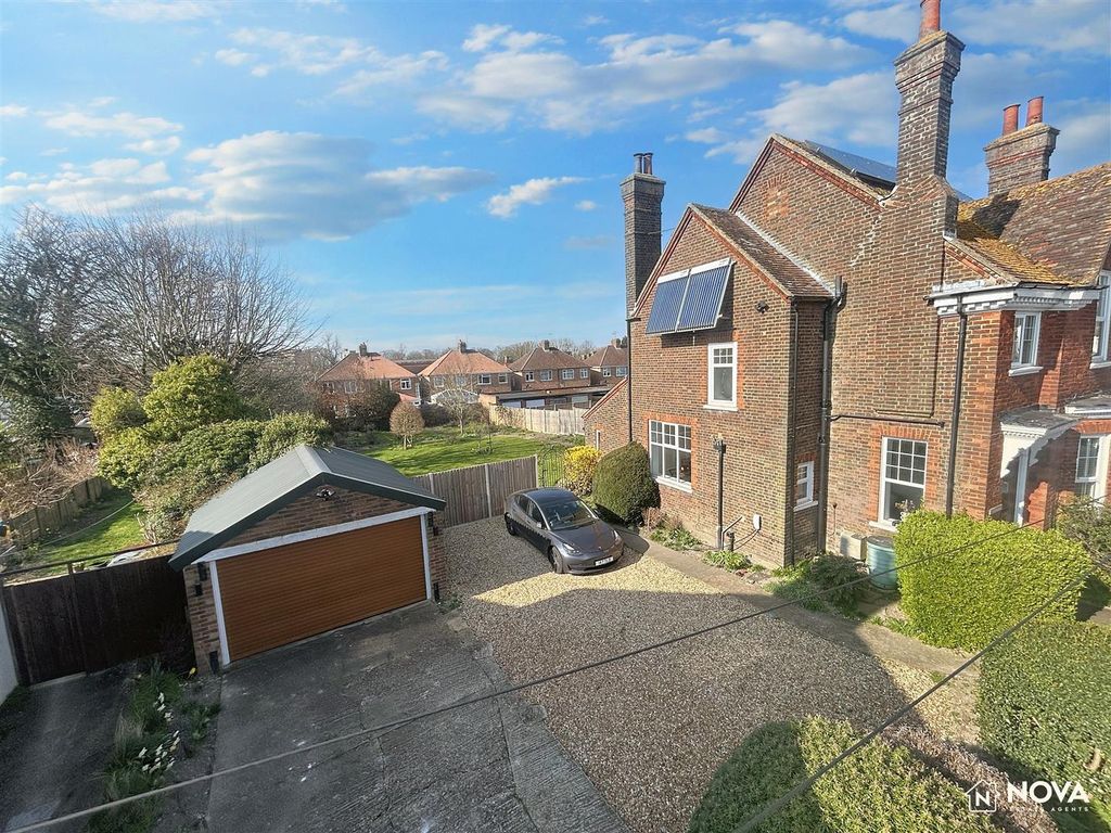 Property photo 2 of 43 Img_6019.Jpg