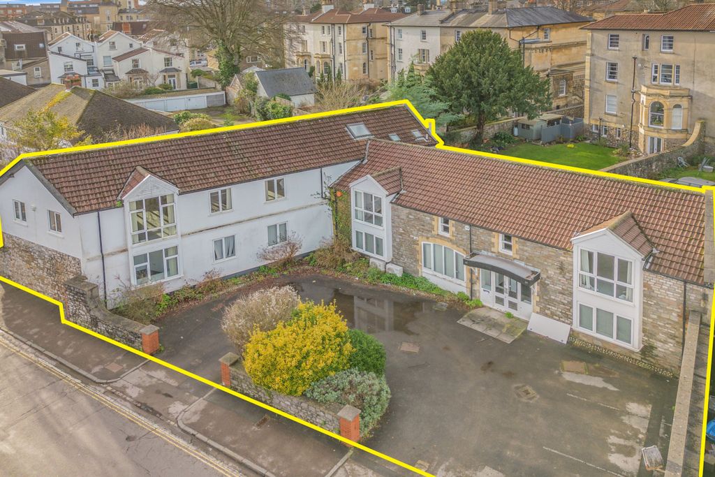 Property photo 1 of 16 23-25 Coldharbour Road, Bristol, Bs6 7Jt