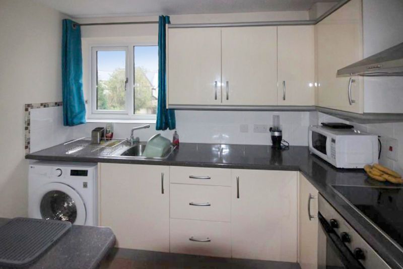 Property photo 3 of 5 Photo 1