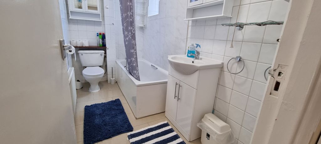 Property photo 3 of 3