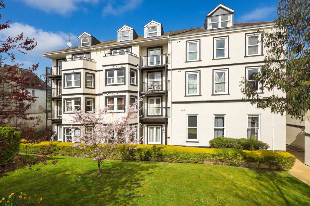 Property photo 1 of 14 Picture No. 23