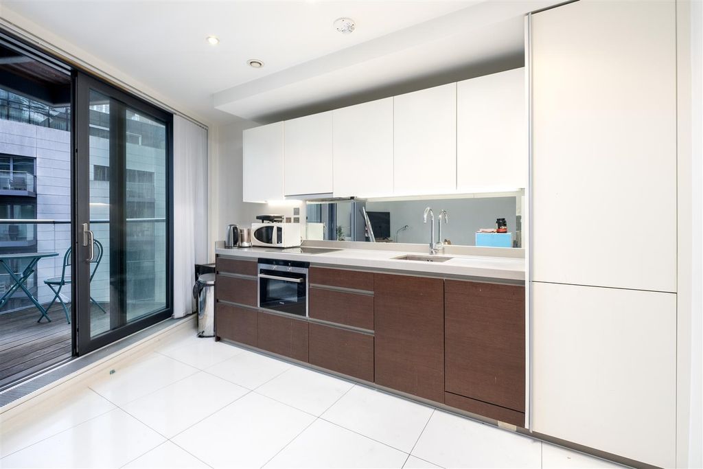 Property photo 1 of 12 P06 (22).Jpg