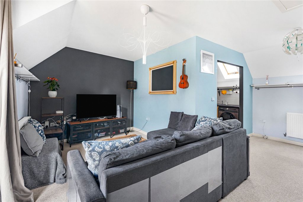 Property photo 2 of 8 Picture No. 09