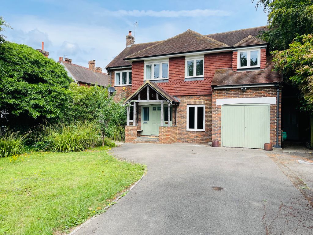 Property photo 1 of 39