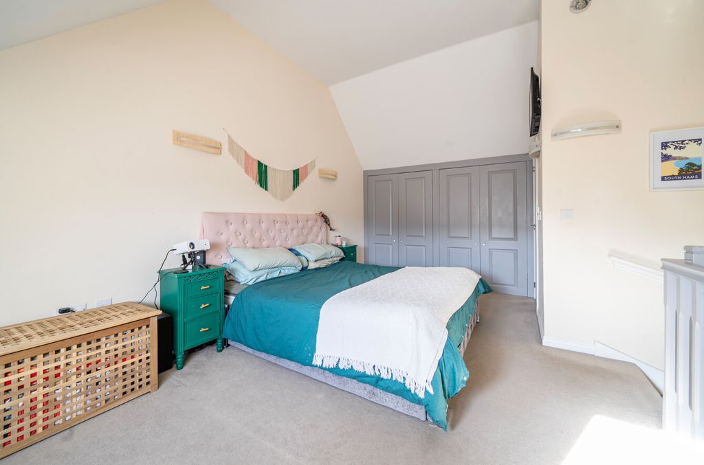 Property photo 3 of 24 3 - 1437129-19-69ce44...