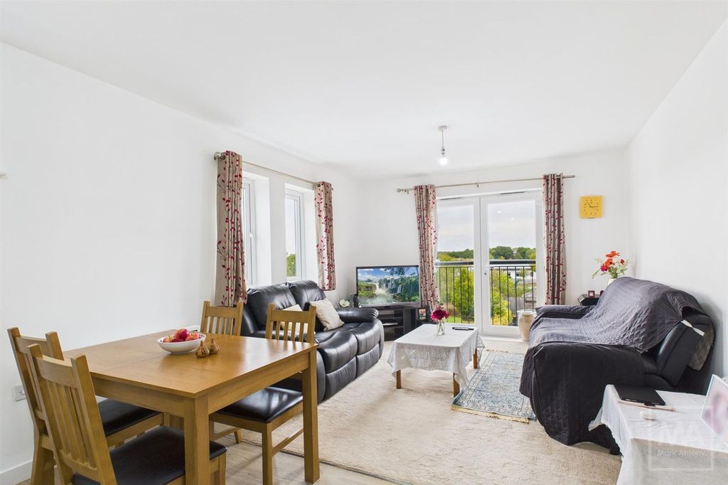 Property photo 2 of 15 Living Area