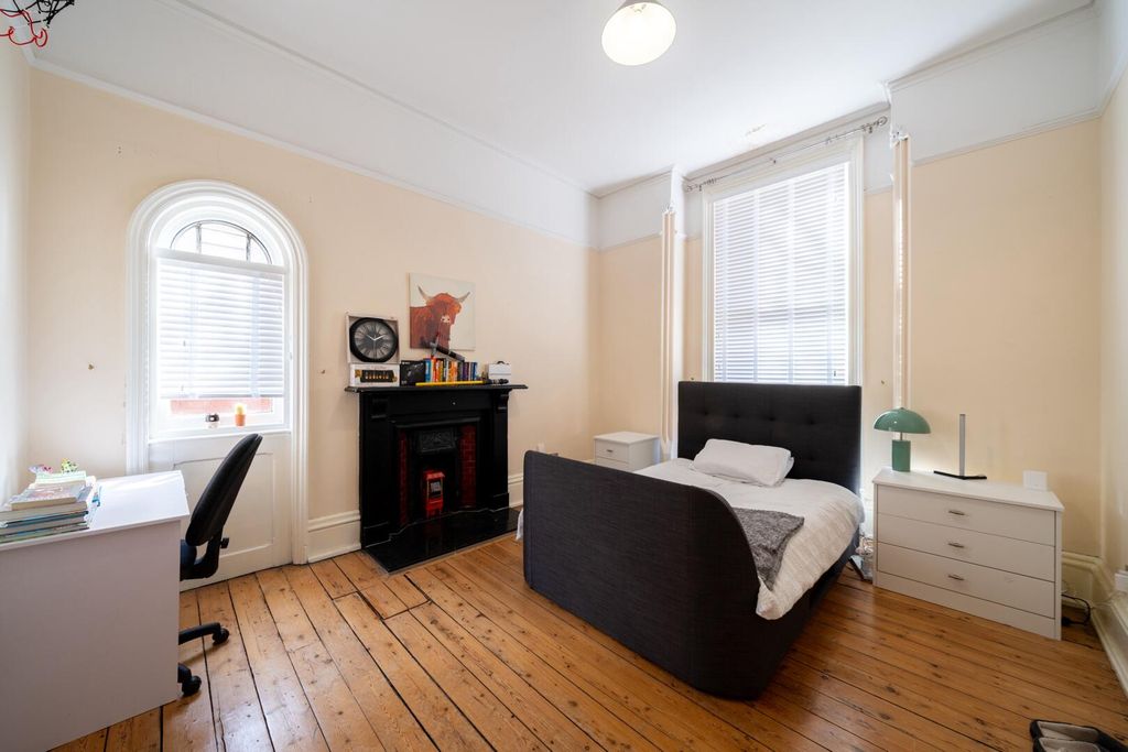 Additional image 14 of 3 bed flat for saleLenton Avenue, The Park NG7