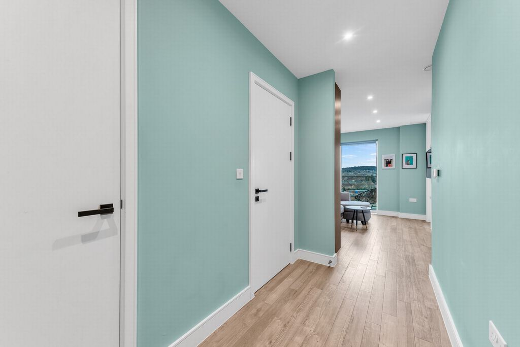 Property photo 3 of 13 Hallway