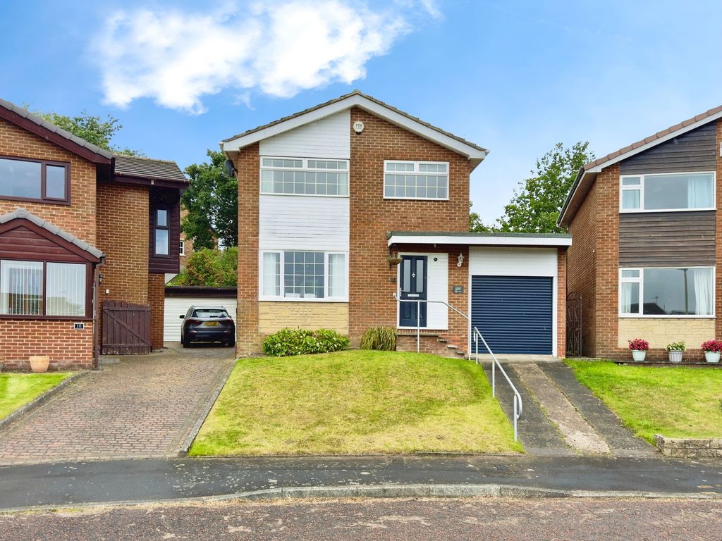 Property photo 1 of 31