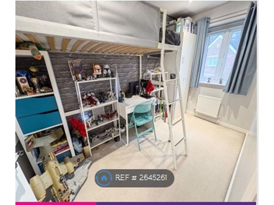 Property photo 2 of 8