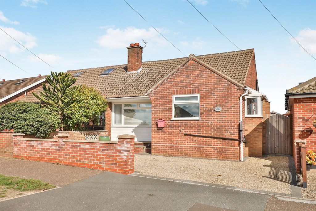 Property photo 1 of 23