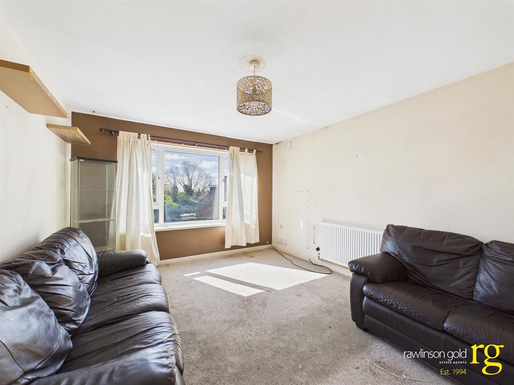 Property photo 3 of 9 Cam02900G0-Pr0335-Still001.Jpg