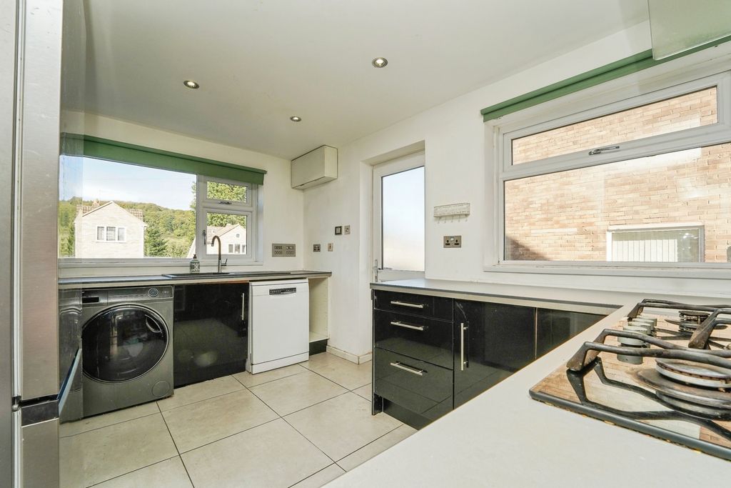Property photo 3 of 17 Pbox-Img.Jpg