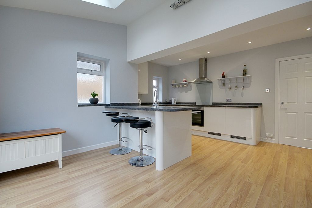 Property photo 1 of 13 Kitchen Diner2