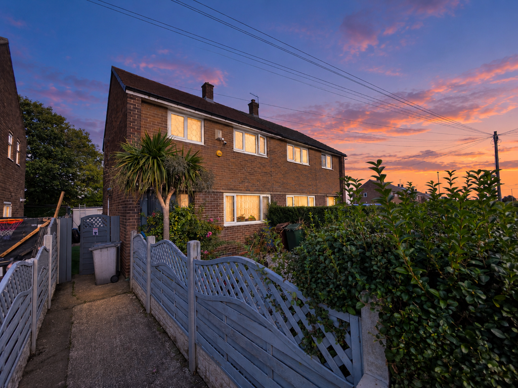 Property photo 1 of 17