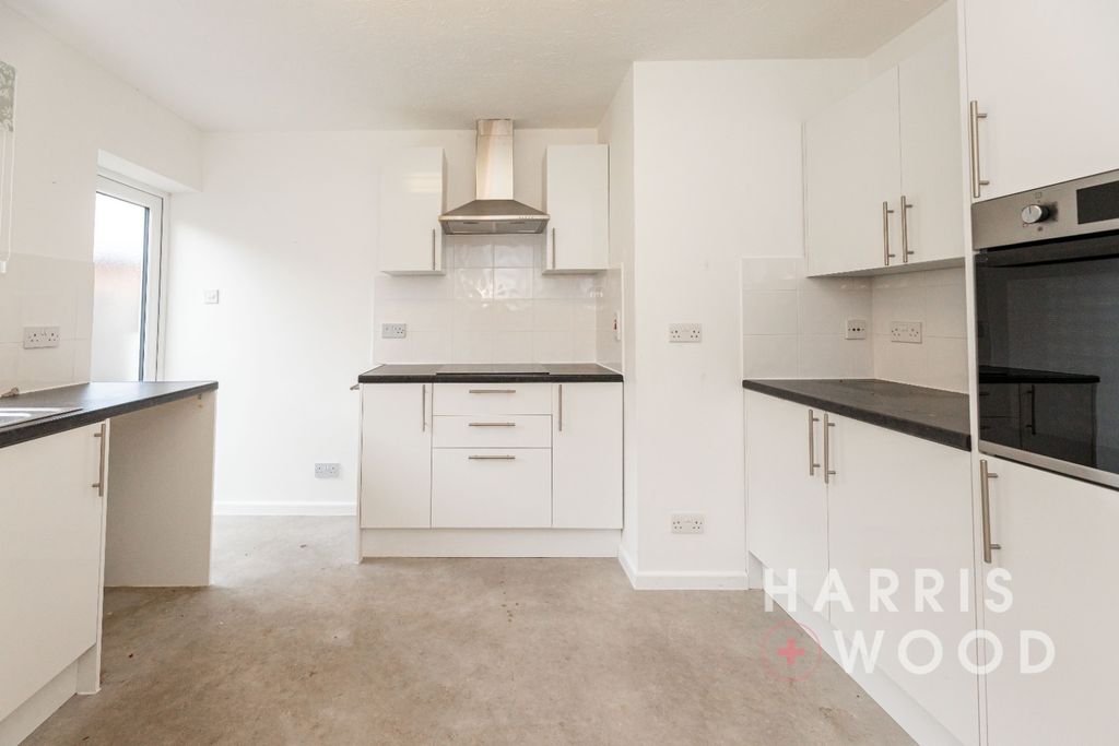 Property photo 2 of 28 4324374