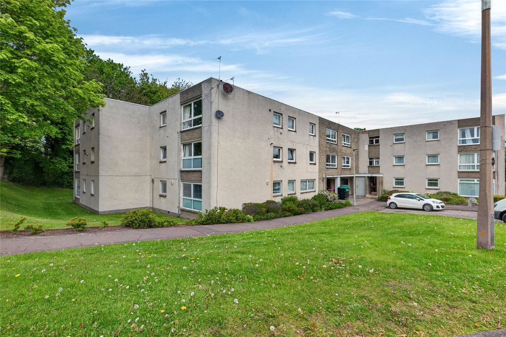Property photo 1 of 17 Mortonhall Park Cres