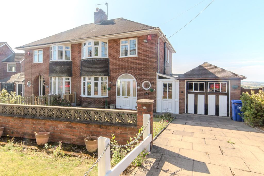 Property photo 1 of 29