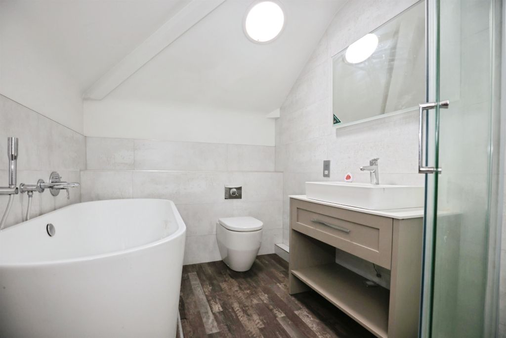Additional image 10 of 2 bed flat for saleWilhelmina Close, Leamington Spa CV32