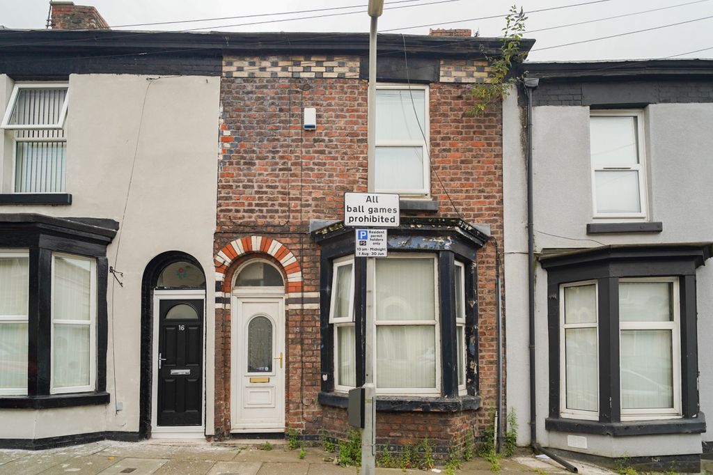 Property photo 1 of 15