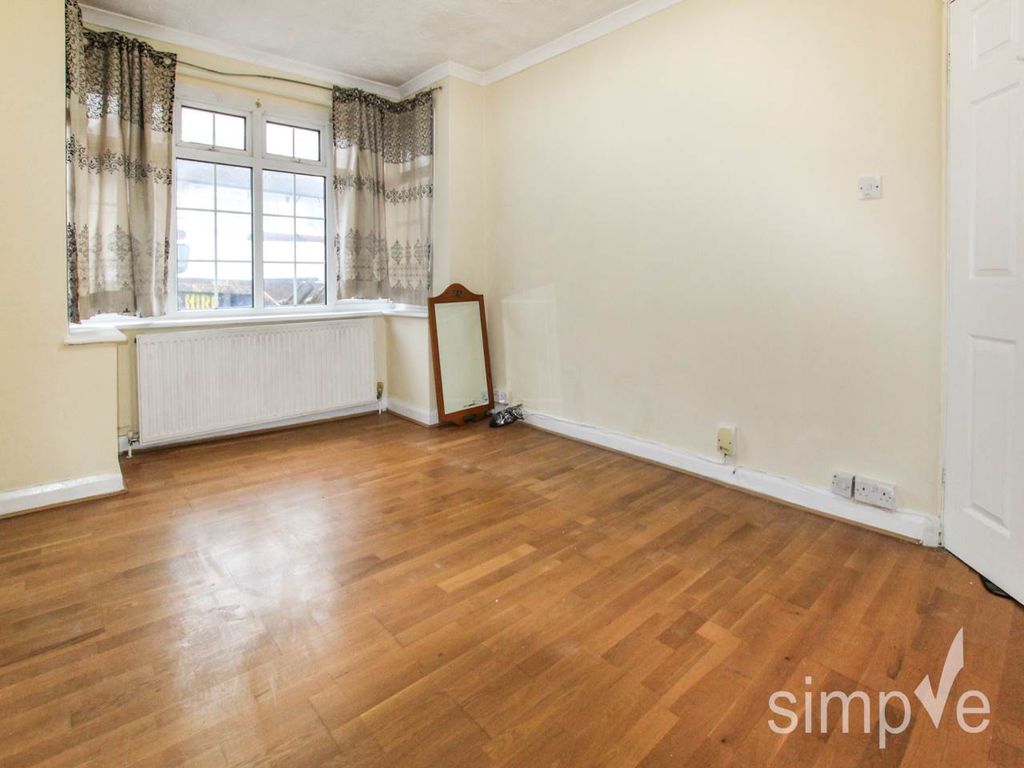 Property photo 3 of 8 Img_7514