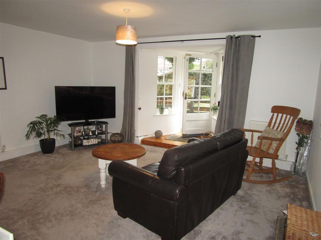 Property photo 2 of 11 Img_8596.Jpg