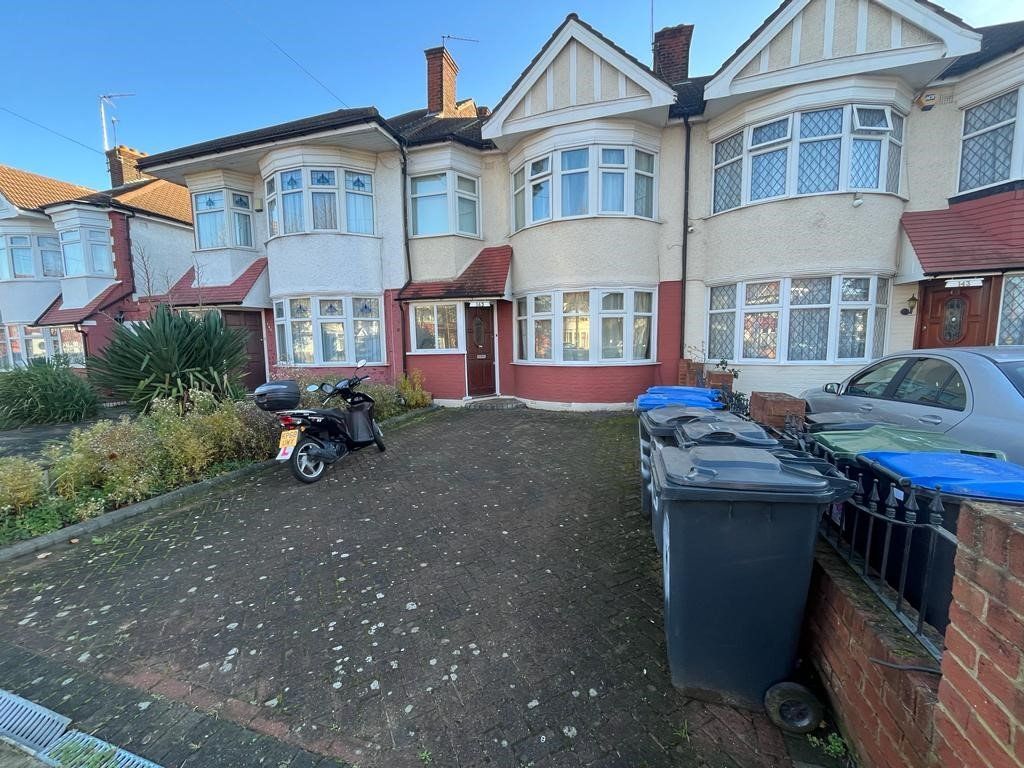 Property photo 1 of 3