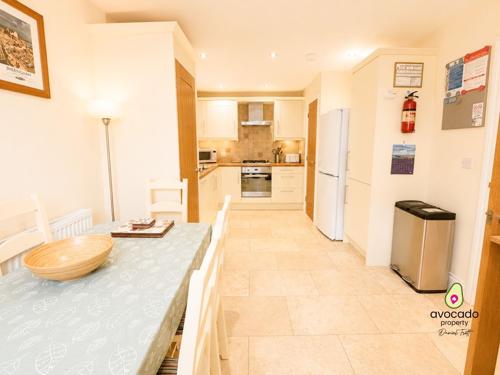 Property photo 3 of 19 5327595