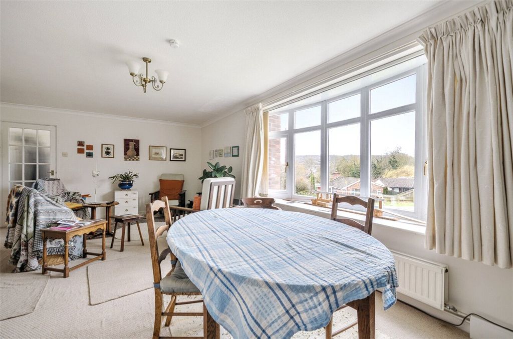 Property photo 3 of 15 Picture No. 02