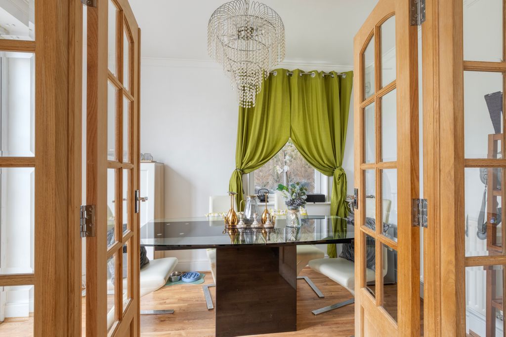 Property photo 3 of 19 Picture No. 20