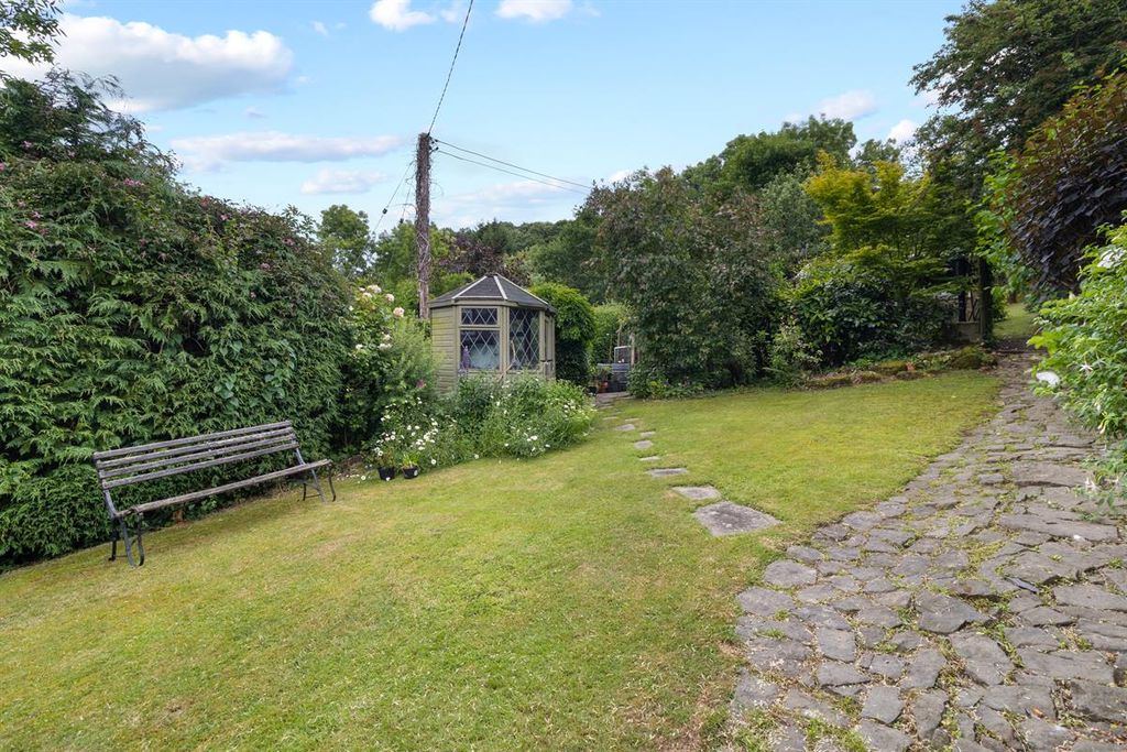 Property photo 3 of 21 Photo 2