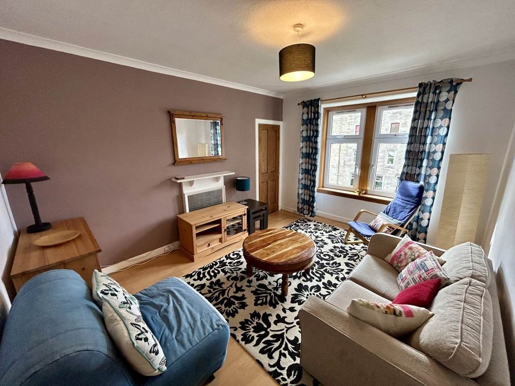 Property photo 1 of 6 Img_5913