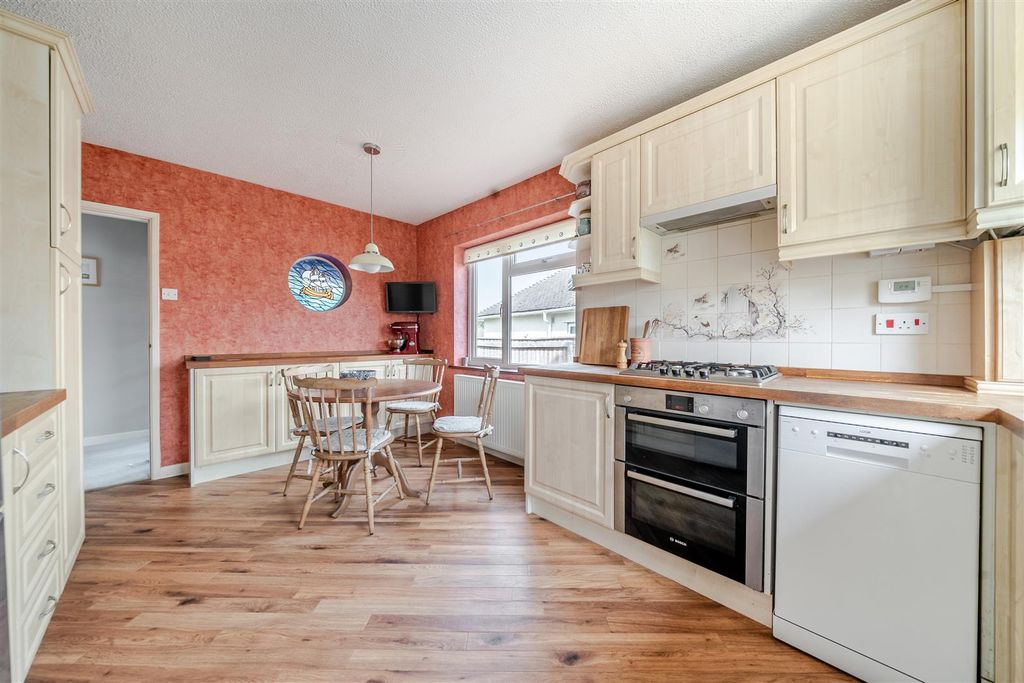 Property photo 3 of 17 1497575 (6).Jpg